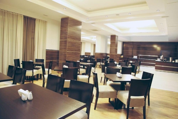 Hotel Tskaltubo Plaza (Tsqaltubo)